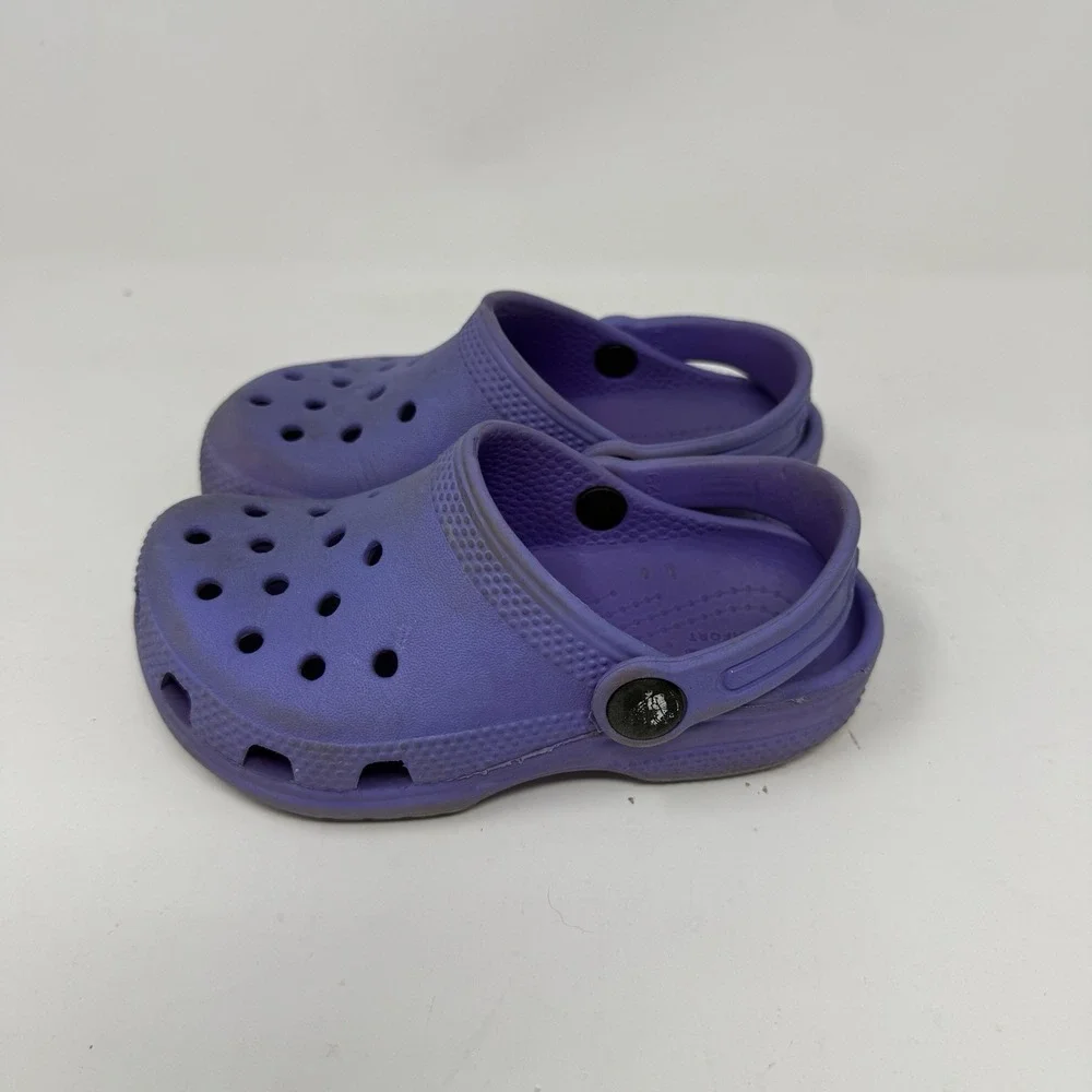 Crocs Kids Classic Clog‎ Purple Size C9 Slip On Shoes Rubber